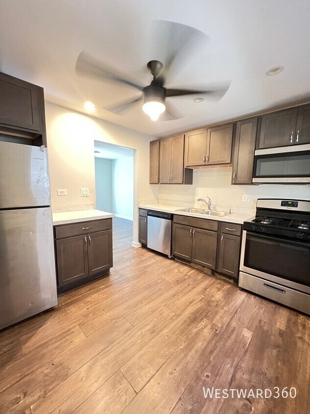 Foto principal - 7230 Park Ave