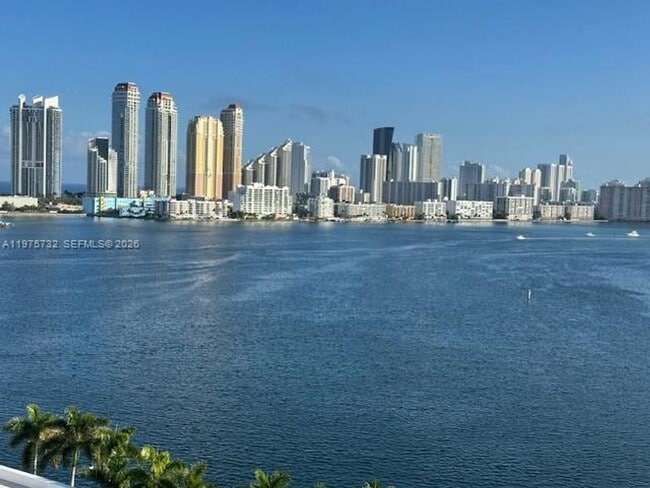 Foto del edificio - 3530 Mystic Pointe Dr