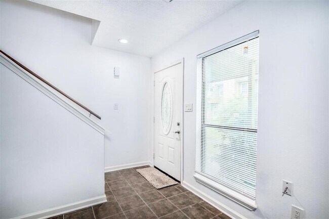 Foto del edificio - 1011 Hamblen Rd