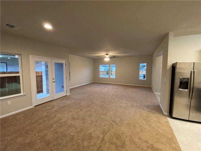 Building Photo - 8409 Looksee Ln