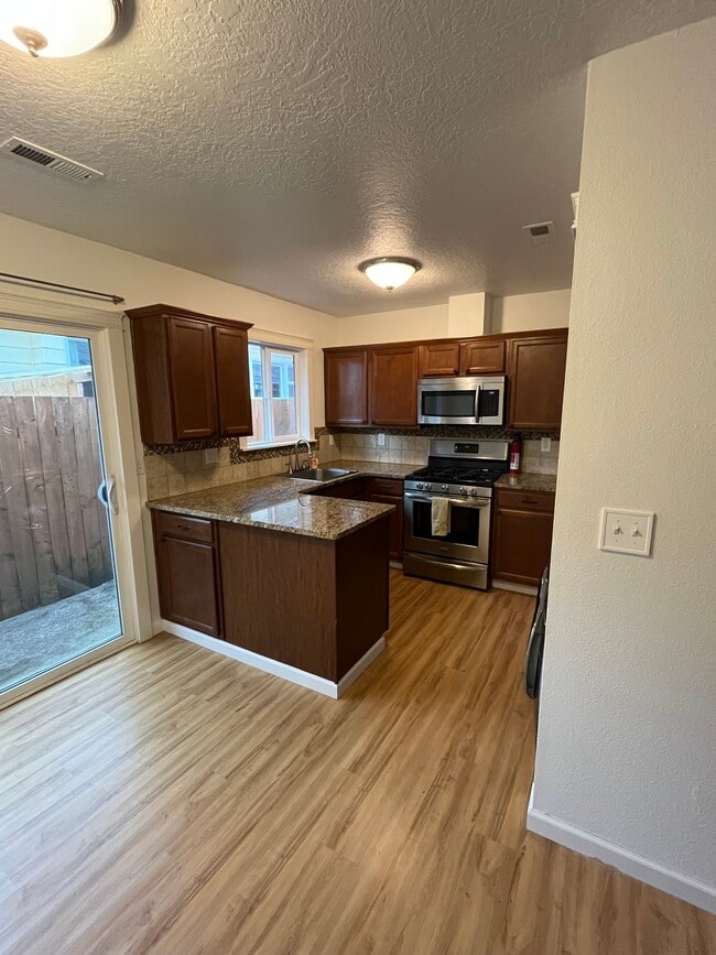 Building Photo - 3616 SE 67th Ave