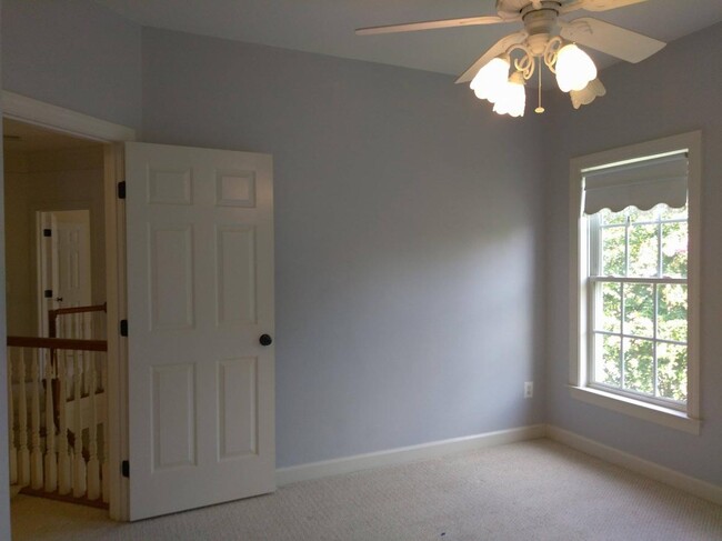 Building Photo - 2110 Powells Landing Cir