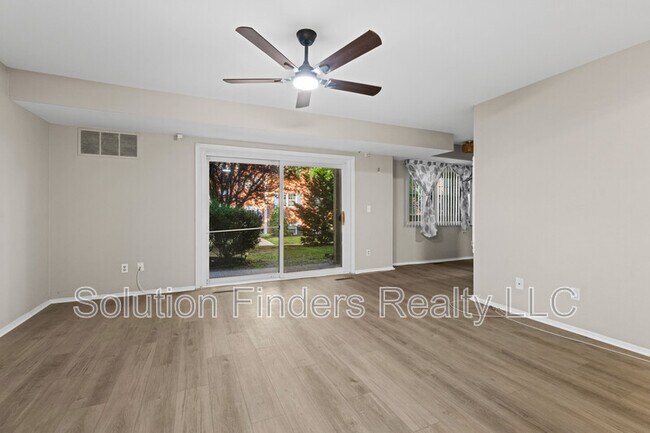 Building Photo - 211 Crocker Dr