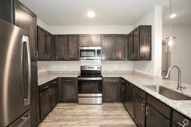 2 habitaciones, 2 baños - 1050 pies cuadrados - Cocina - Ingleside Village