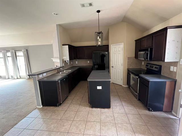 Building Photo - 2201 Spencer Pl