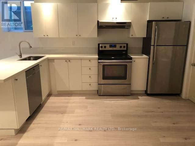 Building Photo - 130 Ashdale Ave