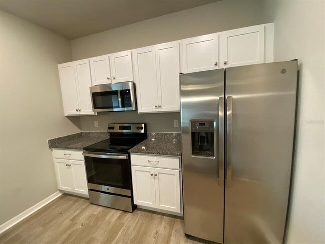 Building Photo - 5350 San Luis Terrace