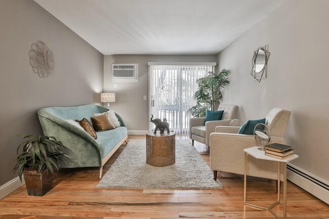 Building Photo - 169 Portsmouth St