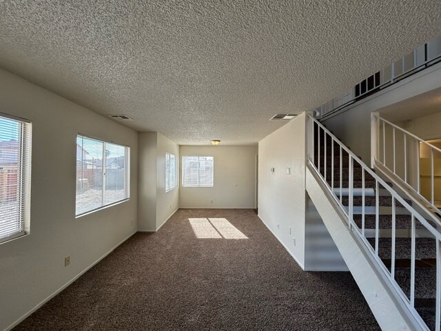 Building Photo - 408 Oakford St