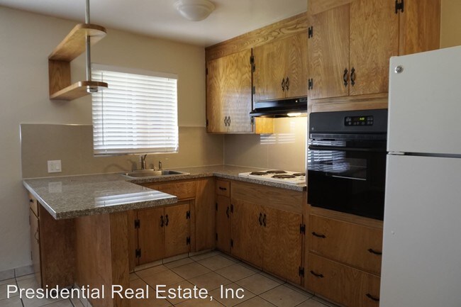 Foto del edificio - 2481 Skylark Dr