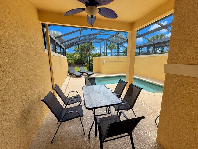 Building Photo - FURNISHED 4 bedroom townhome in Paradise Palms!