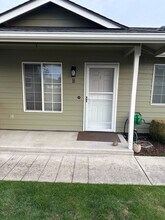 Building Photo - 353 Norma St