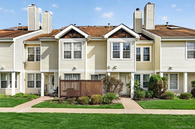 Building Photo - 1208 Whispering Hills Dr
