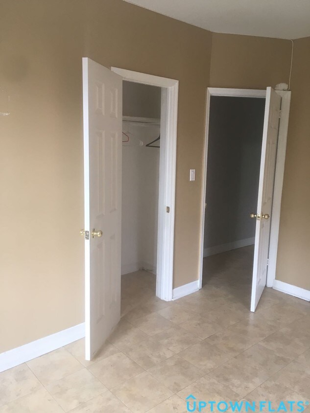 Building Photo - 3011 Heath Ave