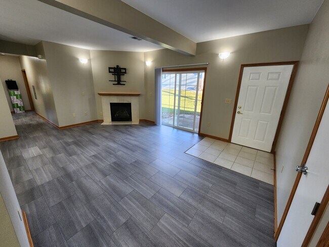 living room - 869 Pope St