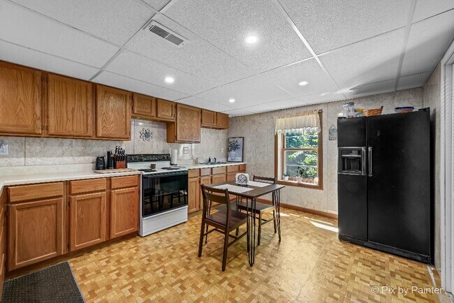 Foto del edificio - 1330 Braewood Dr