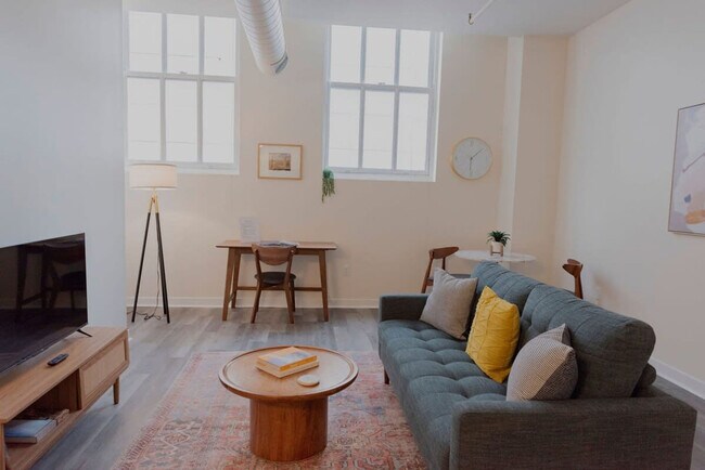 Foto del edificio - 50 N Illinois St