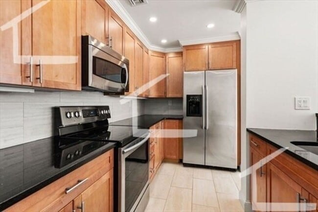Photo - Luxury 2 bed condo in a high end building ...