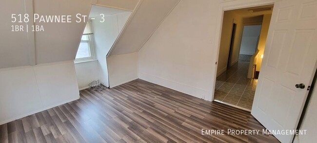 Foto del edificio - 3rd Floor: 1 Bedroom/1 Bathroom Apartment ...