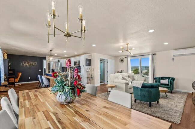 Foto del edificio - 1284 Mac Rae Rd