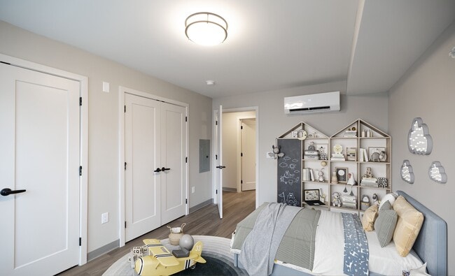 Building Photo - Hudson Heights Apartments
