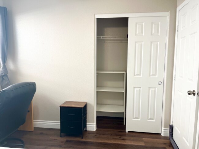 Building Photo - 5034 Lime Kiln Ave