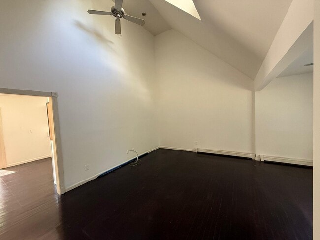 Building Photo - 82 Upton Dr