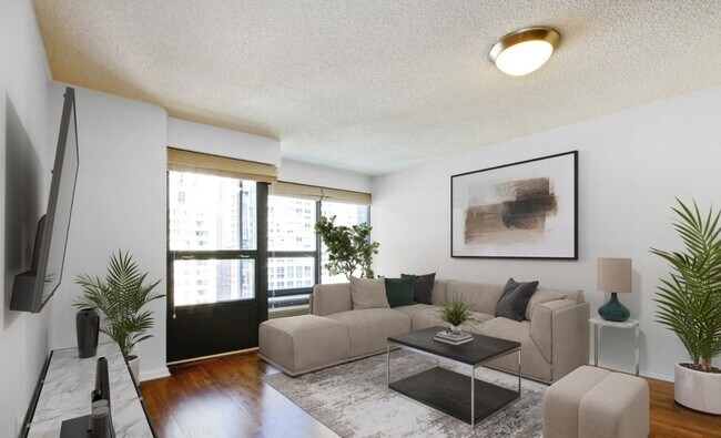 Foto del edificio - 30 E Huron St