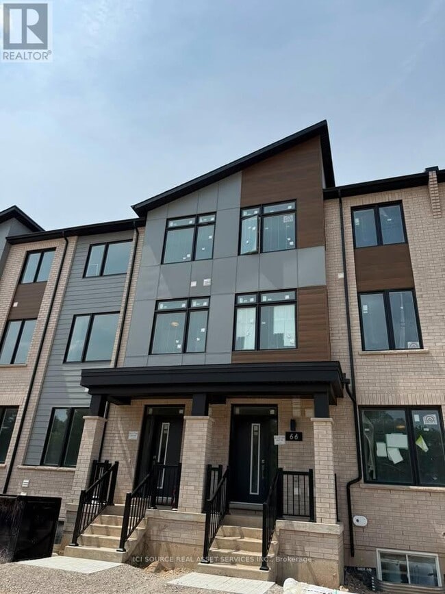 Building Photo - 66 Thornbird cres