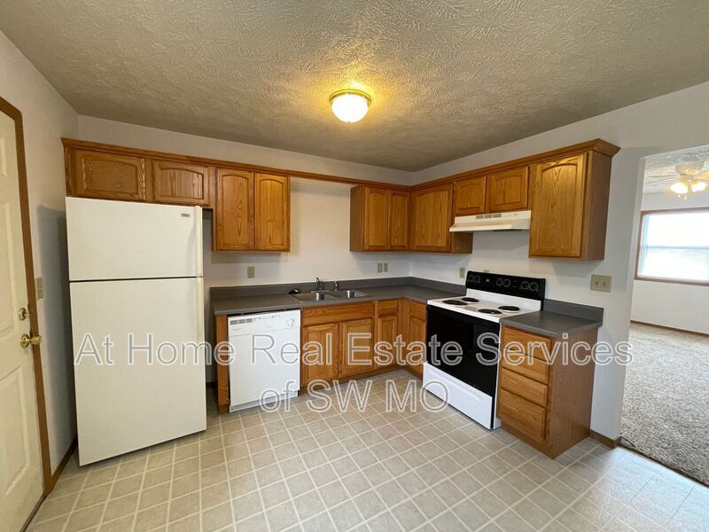 Foto principal - 651 N Main St