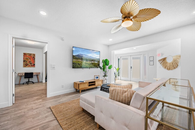 Building Photo - 266 N Atlantic Ave