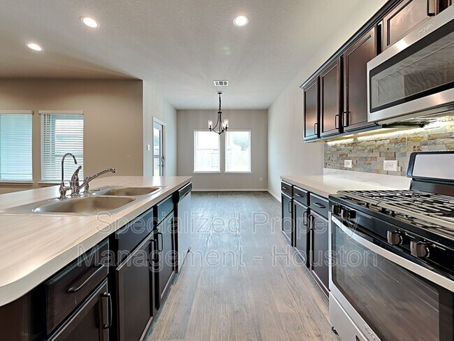 Building Photo - 20740 Central Concave Dr