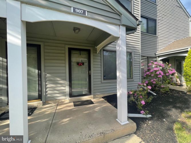 907 Gregorys Way, Voorhees Township, NJ 08043 Townhome Rentals in