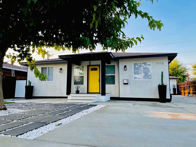 Foto del edificio - 1116 Wilson Ave