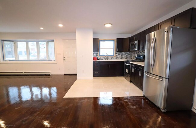 Foto del edificio - 441 Buel Ave