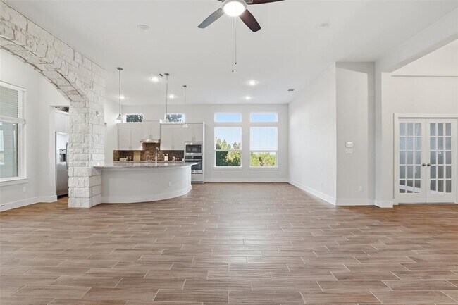 Building Photo - 109 Bandella Cv