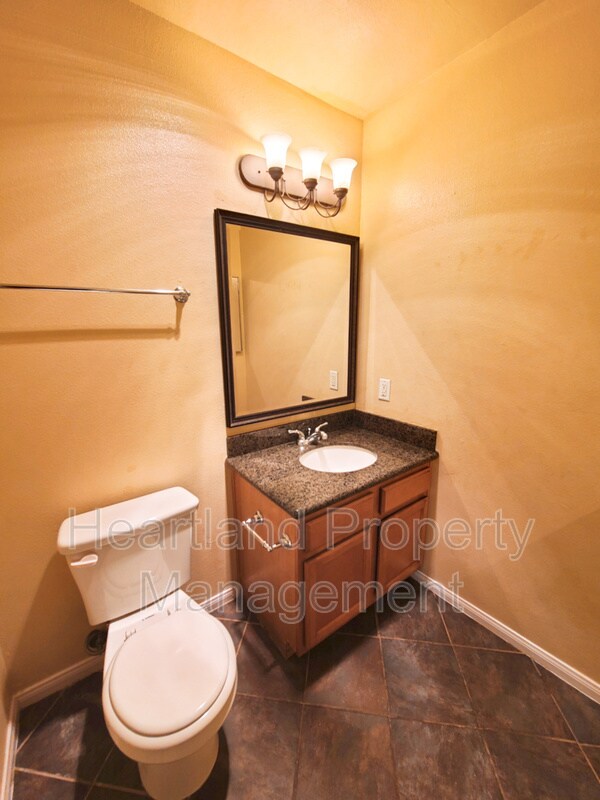 Foto del edificio - 6333 College Grove Way