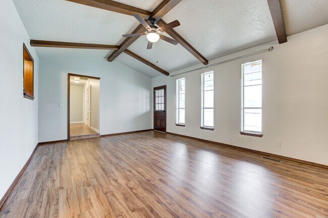 Building Photo - 1336 Atlanta Cir