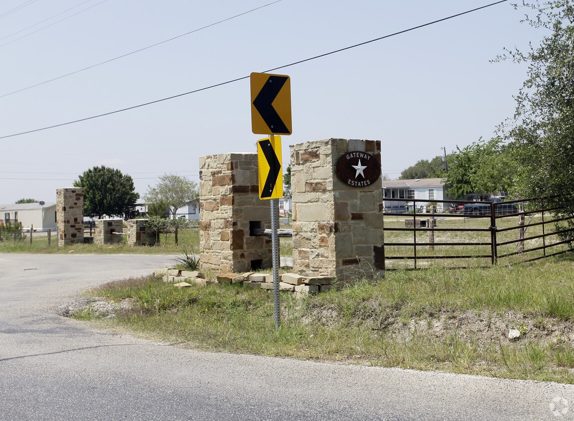 Building Photo - Gateway Estates II