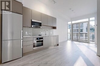 Building Photo - 3005 Pine Glen Rd