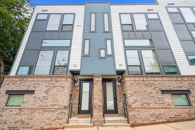 Foto del edificio - The Collection at North Davidson