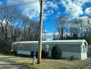 Building Photo - 118 Buckingham Ln