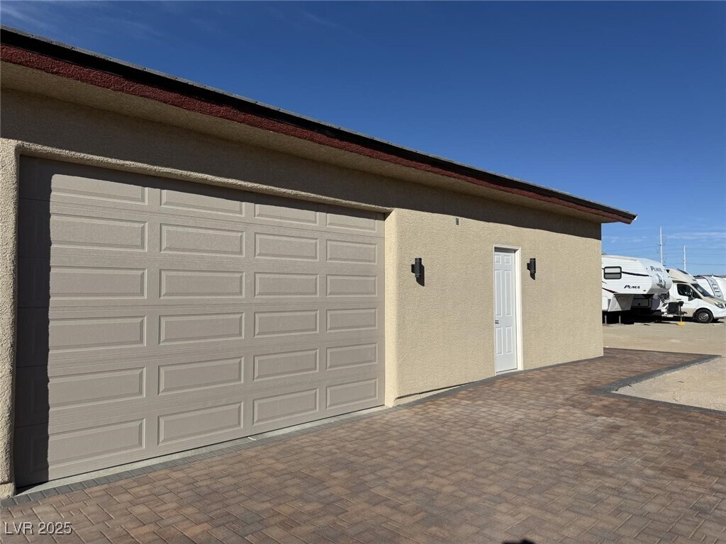 Foto principal - 8500 Rocky Ave