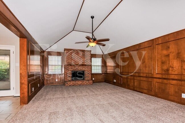 Foto del edificio - 9777 Gerald Dr