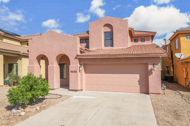Building Photo - 1636 W Osasuna Dr