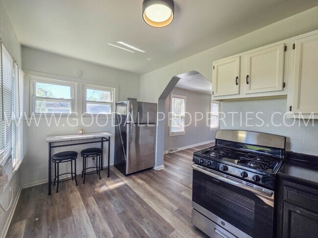 Foto del edificio - 4805 S Union St