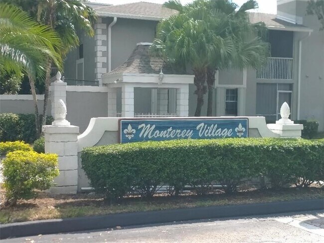 Foto del edificio - 448 NE 210th Cir Terrace
