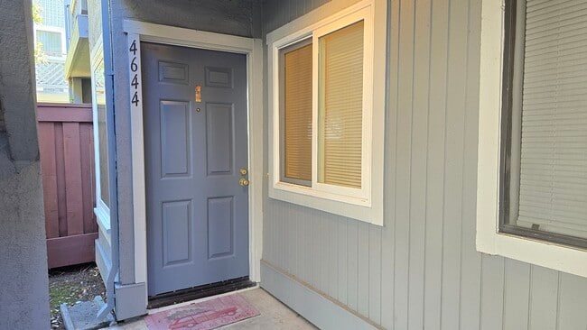 Photo - 4644 Devonshire Common Apartment