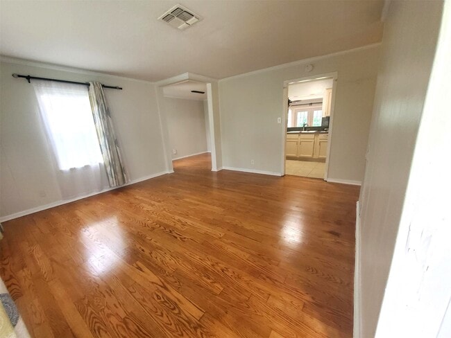 Building Photo - 1514 Zora St