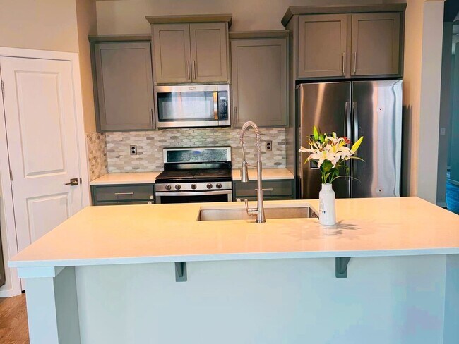 Foto del edificio - 5 Bedroom Single Family Home in Lake Stevens